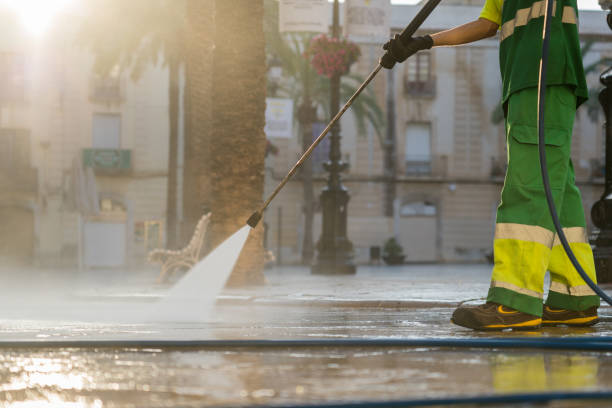 Best Factory Floor Cleaning  in Strathmore, CA